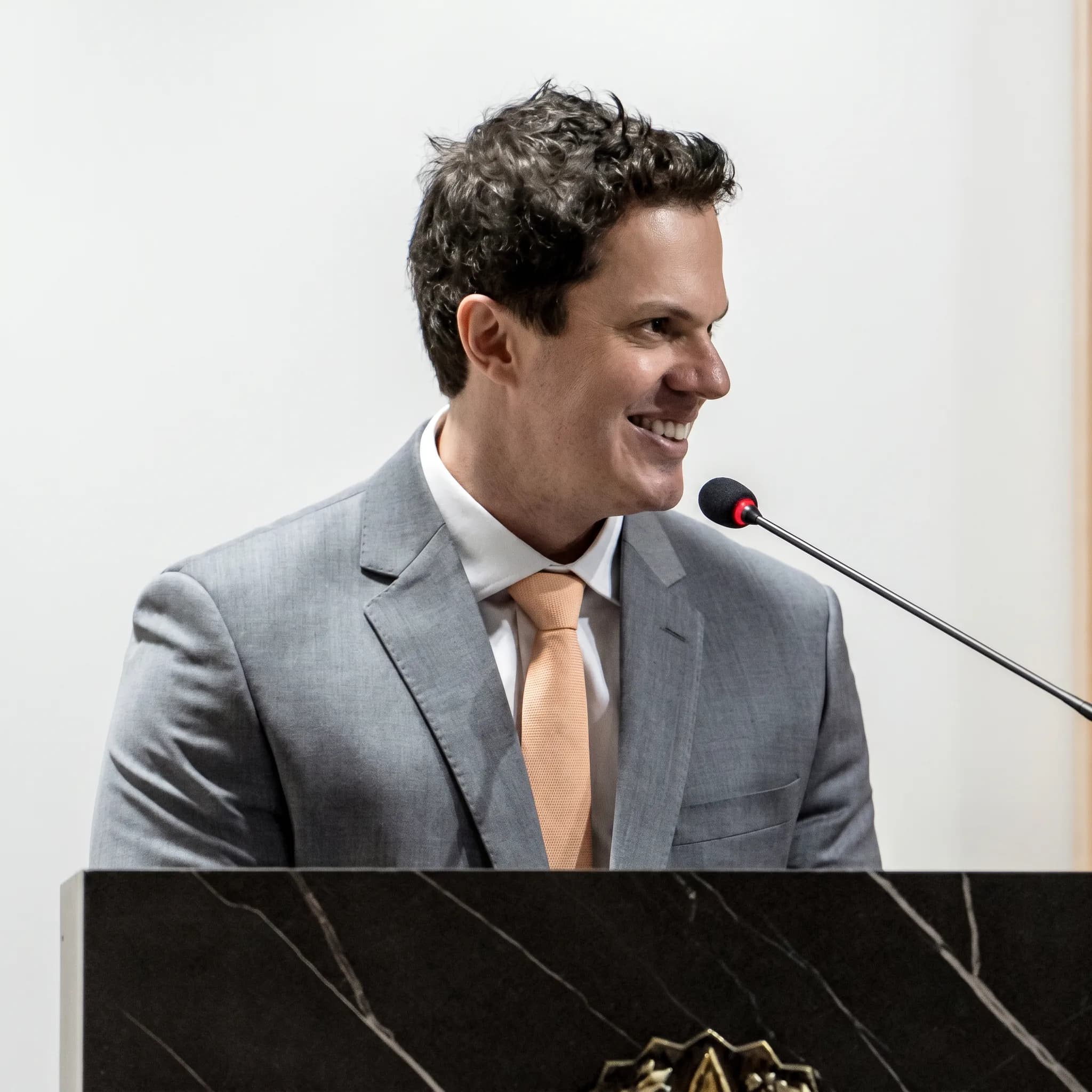 Dr. Fábio Victorino